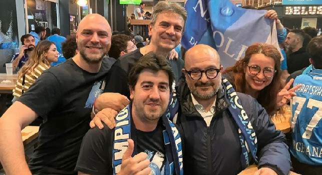 L'ex ministro Sangiuliano festeggia lo scudetto del Napoli in Francia