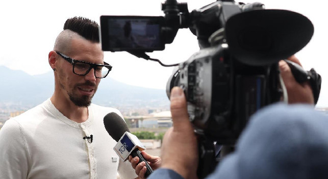 Hamsik alla Rai: Napoli sa festeggiare, ho goduto per la vittoria dello Scudetto. Io dirigente? Ne ho parlato con ADL...