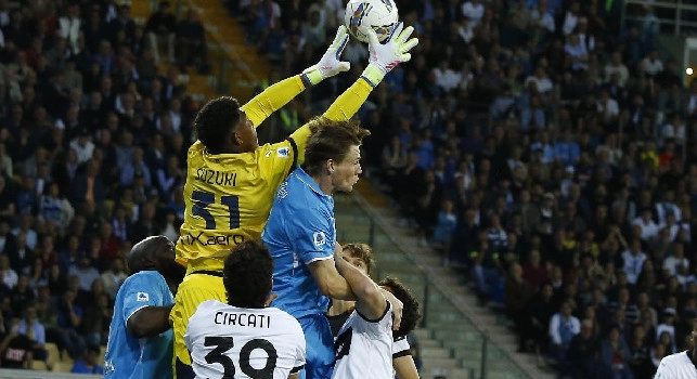 Calciomercato Napoli: Suzuki resta un osservato speciale. C'è da battere la concorrenza di tre club