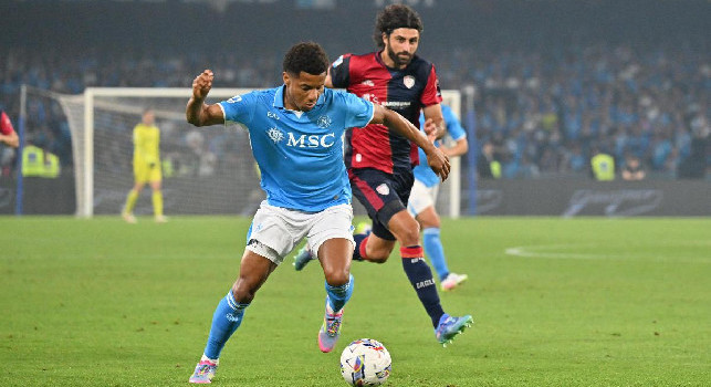 Neres da solo non può bastare, il Napoli ha messo gli occhi su un'altra ala offensiva
