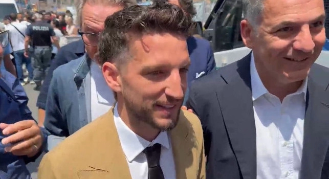 UFFICIALE - Dries Mertens si ritira dal calcio! L'annuncio in modo <i>particolare</i> | VIDEO