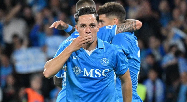 Calciomercato Napoli, addio Ngonge-Simeone! Il Mattino: ma Conte vuole trattenere Raspadori, il motivo