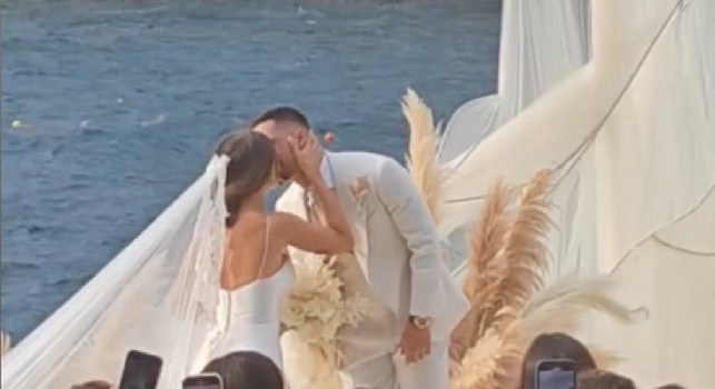 Politano si &egrave; sposato, le bellissime immagini del matrimonio dell'azzurro | VIDEO