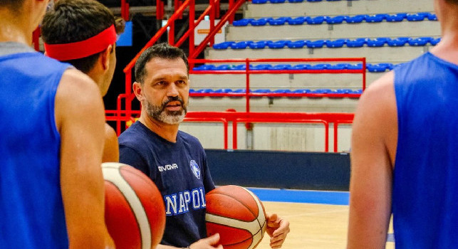 Napoli Basket, Magro subito al lavoro: il coach dirige il 'training day' con tutto il settore giovanile