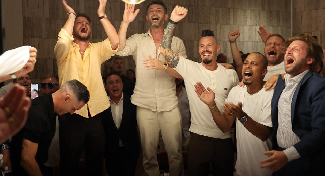 Festa addio Hamsik