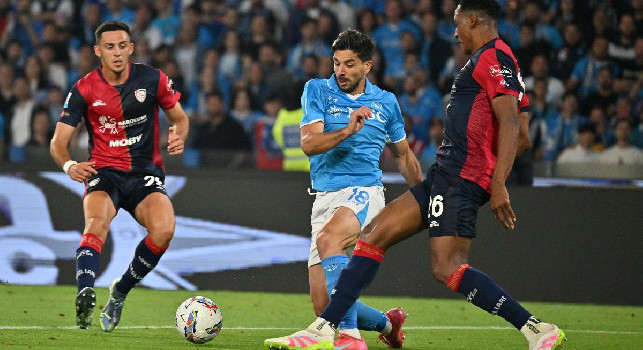 Da Siviglia - Il club andaluso ha comunicato al Napoli che non vuole Simeone nell'affare Juanlu