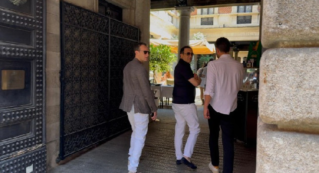 Sky - Dirigenti Galatasaray ancora a Milano per chiudere l\'affare Osimhen: c\'Ã¨ una novitÃ  | FOTO