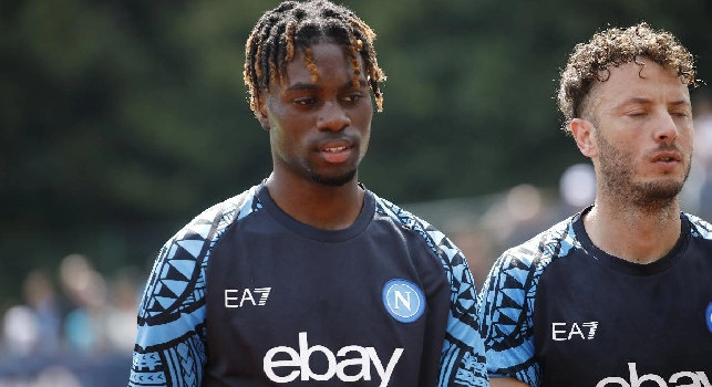 Calciomercato Napoli, il Parma studia Nosa Obaretin: può arrivare l'affondo con l'addio di Troilo