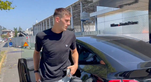Lucca Ã¨ partito da Linate: Sono pronto, ciao a tutti!. Atteso a Villa Stuart per le visite mediche | VIDEO