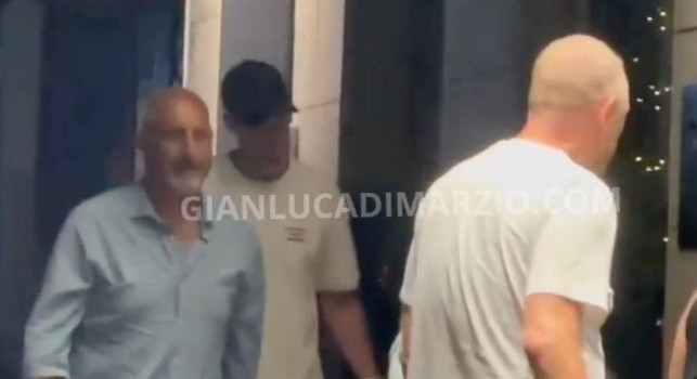 Beukema è arrivato a Roma! Pronto per le visite mediche di domani | VIDEO