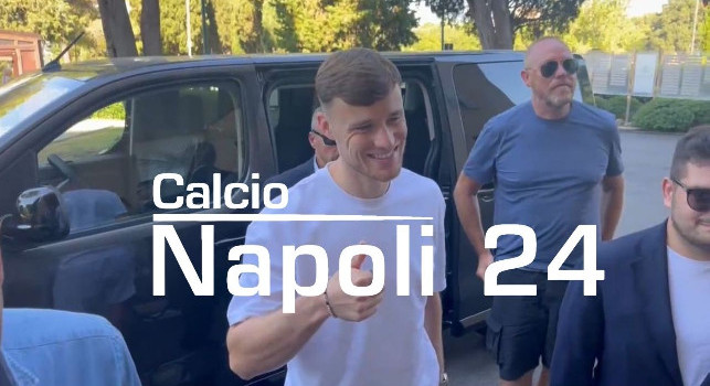 Calciomercato Napoli, ecco Beukema a Villa Stuart per le visite mediche! | VIDEO CN24