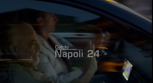 Il presidente De Laurentiis è arrivato a Dimaro: che accoglienza dei tifosi! | VIDEO CN24