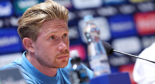 Come vivrai la città di Napoli?. La risposta di De Bruyne tira in ballo anche Mertens!
