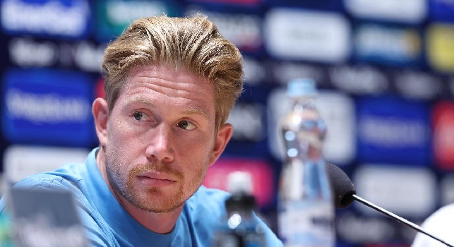 Fontana: Avete notato questo dettaglio durante la conferenza di De Bruyne?