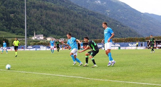 Catanzaro accorcia le distanze: disattenzione difensiva, Iemmello fa 2-1