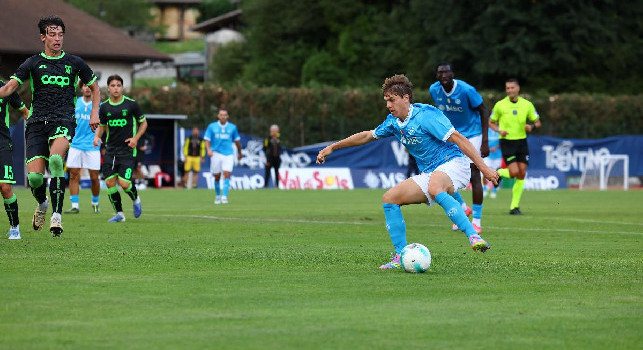 Zerbin alla Cremonese, spunta lo scatto al momento della firma | FOTO