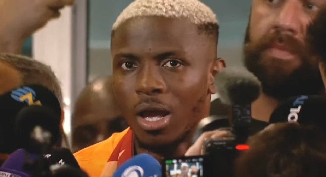 Osimhen: Tifosi del Galatasaray i migliori al mondo: avete visto cosa hanno fatto stasera?