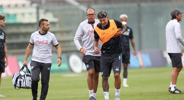 Infortunio Olivera, Il Mattino: salta Napoli-Brest, ecco i tempi di recupero