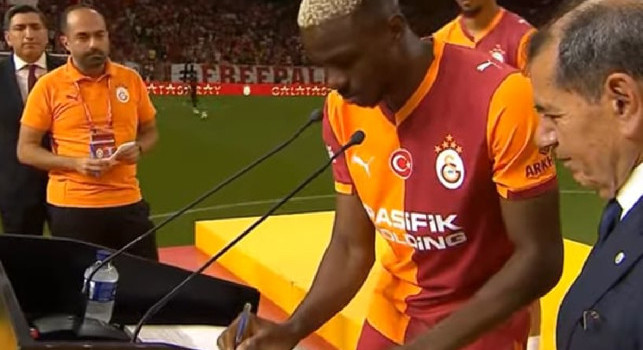 Osimhen-Galatasaray, il club presenta il nigeriano prima dell'amichevole contro la Lazio