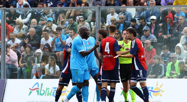 Lukaku a muso duro, la serpentina di Politano e De Laurentiis al telefono: le emozioni di Napoli-Casertana 1-1 | FOTOGALLERY CN24