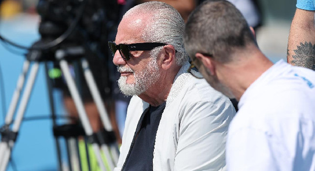 Il Mattino - De Laurentiis sta lavorando ad un colpo grosso! Oggi summit con Conte a Ischia