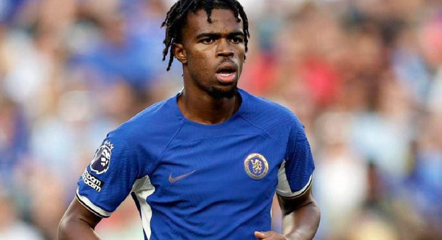 Romano: Nuova offerta del Borussia al Chelsea per Chukwuemeka, formula e cifre