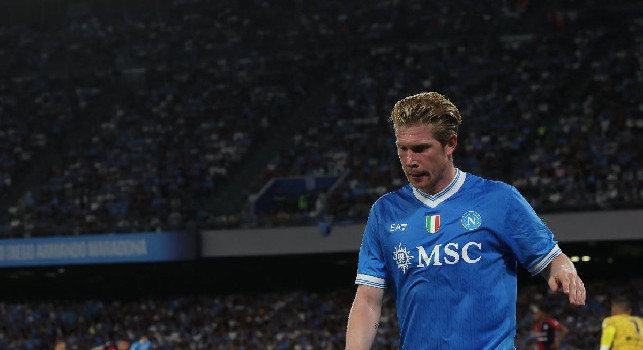 Ieri da Conte è arrivato un gesto verso De Bruyne, più che uno sgarbo è un segnale per il futuro