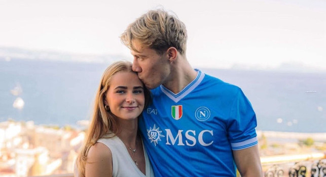 SSC Napoli, Rasmus Hojlund ha scelto dove andrà a vivere: la decisione