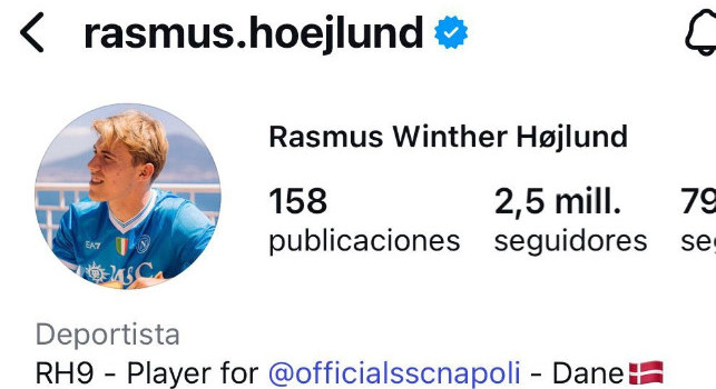Hojlund non vedeva l'ora di firmare: ha già aggiornato foto profilo e bio di Instagram | FOTO