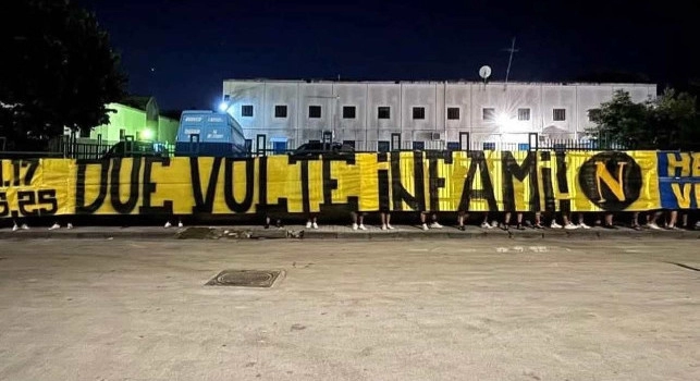 Striscione Ultras Napoli