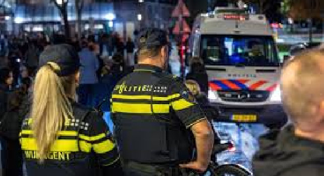 Tifosi Napoli arrestati a Eindhoven, parla un testimone: Trattati come criminali, vi spiego tutto