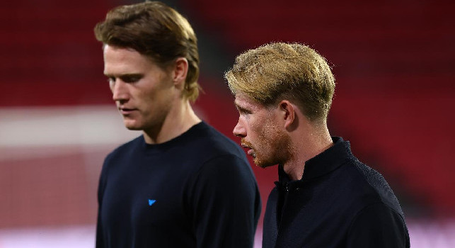 De Bruyne: McTominay ha detto questa cosa su di me? Non sono diverso da loro, per&ograve; &egrave; bello sentirlo da lui...