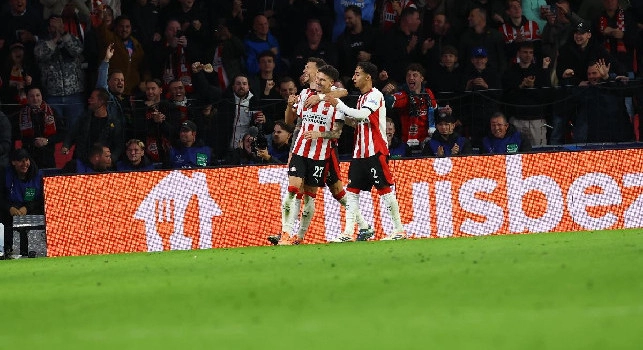 PSV-Napoli 6-2, Voetbal International commenta: Man e Saibari brillanti, le pagelle