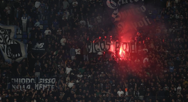 Scontri tra tifosi di Napoli e Lazio in carreggiata sull'A1: uomini armati ed incappucciati tra Ceprano e Frosinone