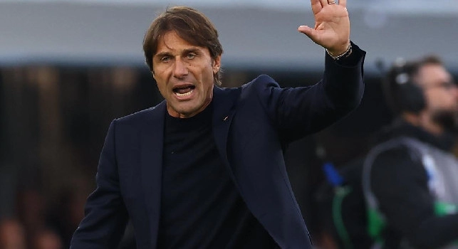 SSC Napoli, l'ex preparatore: La situazione non è tranquilla, Conte deve parlare con la squadra e risolverla. La società può intervenire fino ad un certo punto