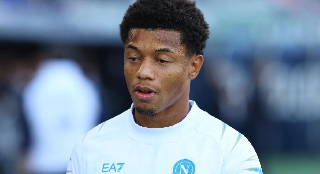Neres è tornato a Castel Volturno, Sky: novità sui tempi di recupero
