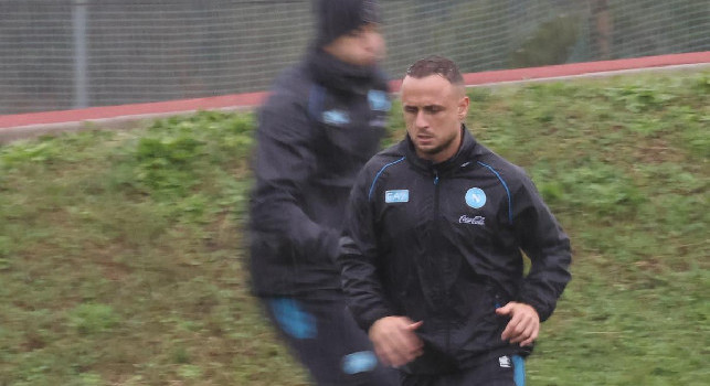 Emergenza lunga e assoluta per il Napoli, c'&egrave; un vero guaio per i centrocampisti superstiti