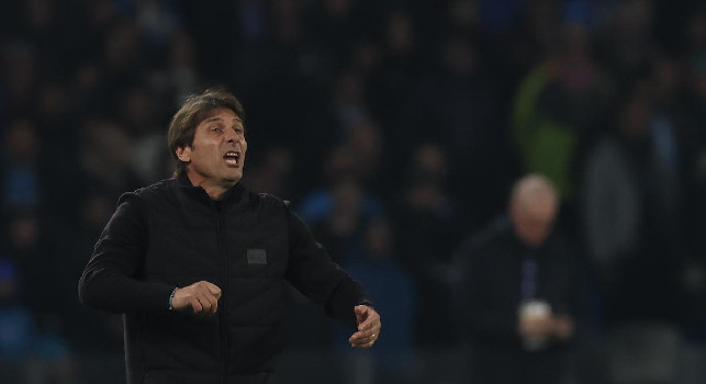 Gazzetta su Conte: si &egrave; auto-esonerato per qualche giorno, la sua fuga da Castel Volturno ha funzionato da scossa