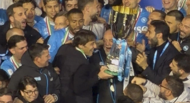 Tuttosport - La Supercoppa del Napoli come gli struffoli nel cenone di Natale! Ecco cosa è diventata per i giocatori di Conte