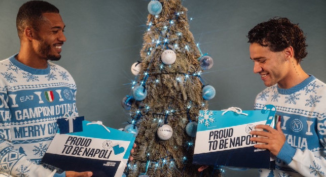 SSC Napoli, gli auguri di Natale: Il regalo pi&ugrave; bello &egrave; un sorriso da condividere | VIDEO