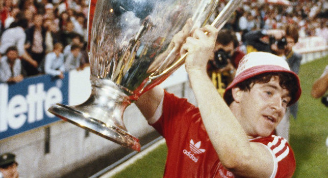 Morto John Robertson, il Picasso di Glasgow, eroe di due Coppe dei Campioni col Nottingham Forest