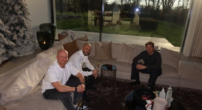 Natale in Belgio per Kevin De Bruyne! Guardate come ha passato le feste la superstar azzurra | FOTO