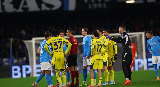 L'ex arbitro Ceccarini a CN24: Assurdo il rigore dato contro il Napoli: mi ha colpito la reazione degli azzurri dopo l'assegnazione
