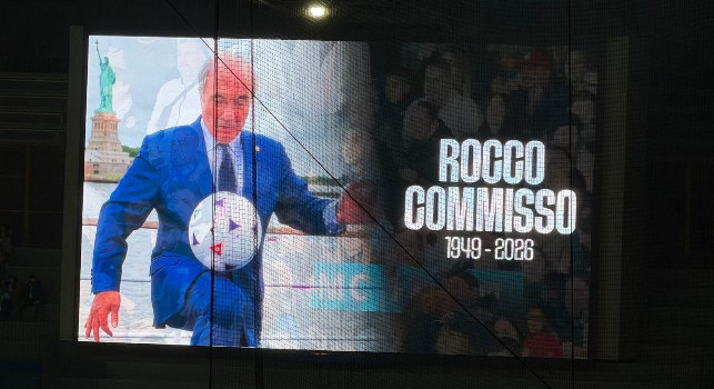 Napoli-Sassuolo, minuto di silenzio in memoria di Rocco Commisso: emozione al Maradona