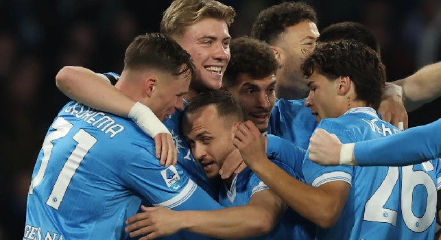 Pagelle Napoli-Sassuolo: tre punti, due infortuni muscolari, un gol di Lobotka dopo più di tre anni