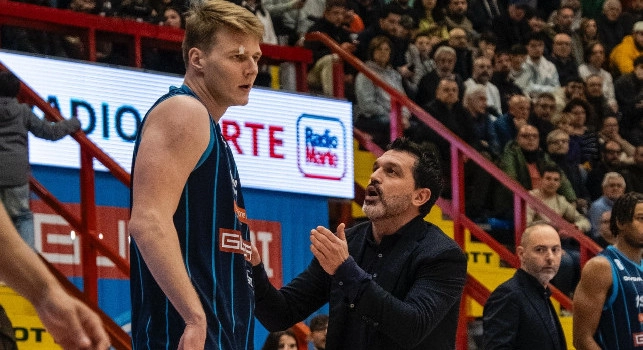 Napoli Basket, Treier sarà operato al ginocchio! Caruso nuovo capitano, Magro: Ringrazio Gentile, aveva espresso una volontà