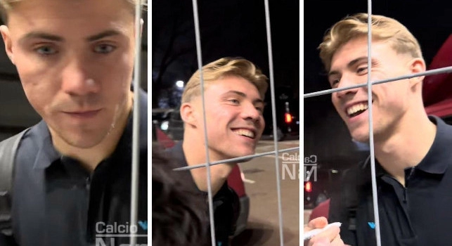 Hojlund ride e scherza con i tifosi del Copenaghen dopo il pareggio in Champions | VIDEO