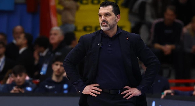 Napoli Basket ko 76-82 contro Tortona, Magro amarissimo: Facciamo errori imperdonabili, ci siamo stancati! Servono disciplina e cinismo