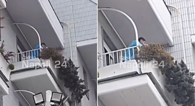 Juve-Napoli, spunta un azzurro dall'hotel a Torino: eccolo affacciato | VIDEO CN24