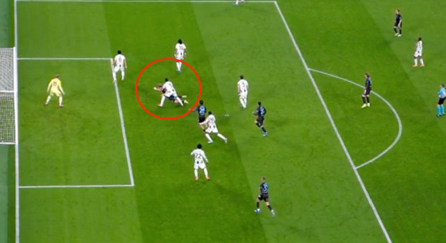 Moviola Juventus-Napoli, proteste azzurre! Contatto Bremer-Hojlund, Marelli: Era rigore | FOTO